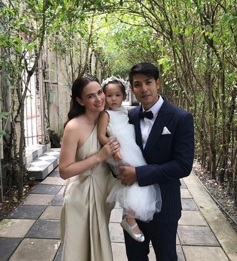 น้องริชา แม่แอน พ่อภูริ