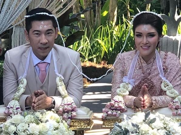 พิธีหมั้น แนท บอม 