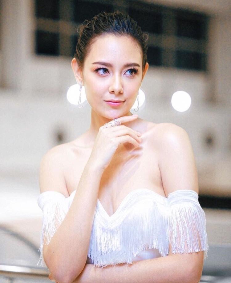 แซมมี่ เคาวเวลล์