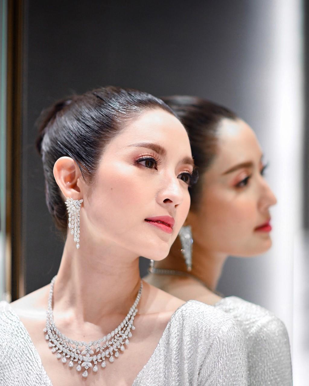 แอฟ ทักษอร