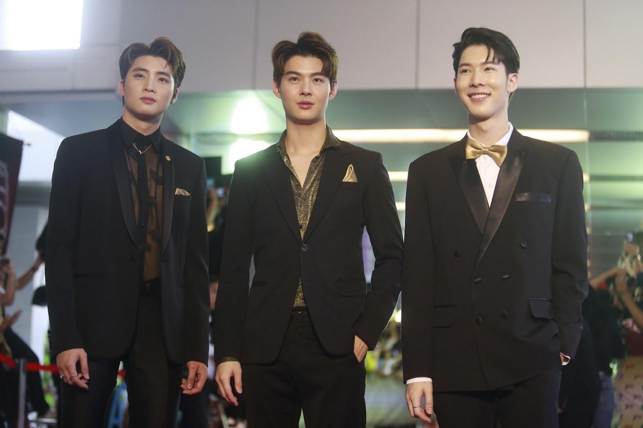 มีน พีรวิชญ์