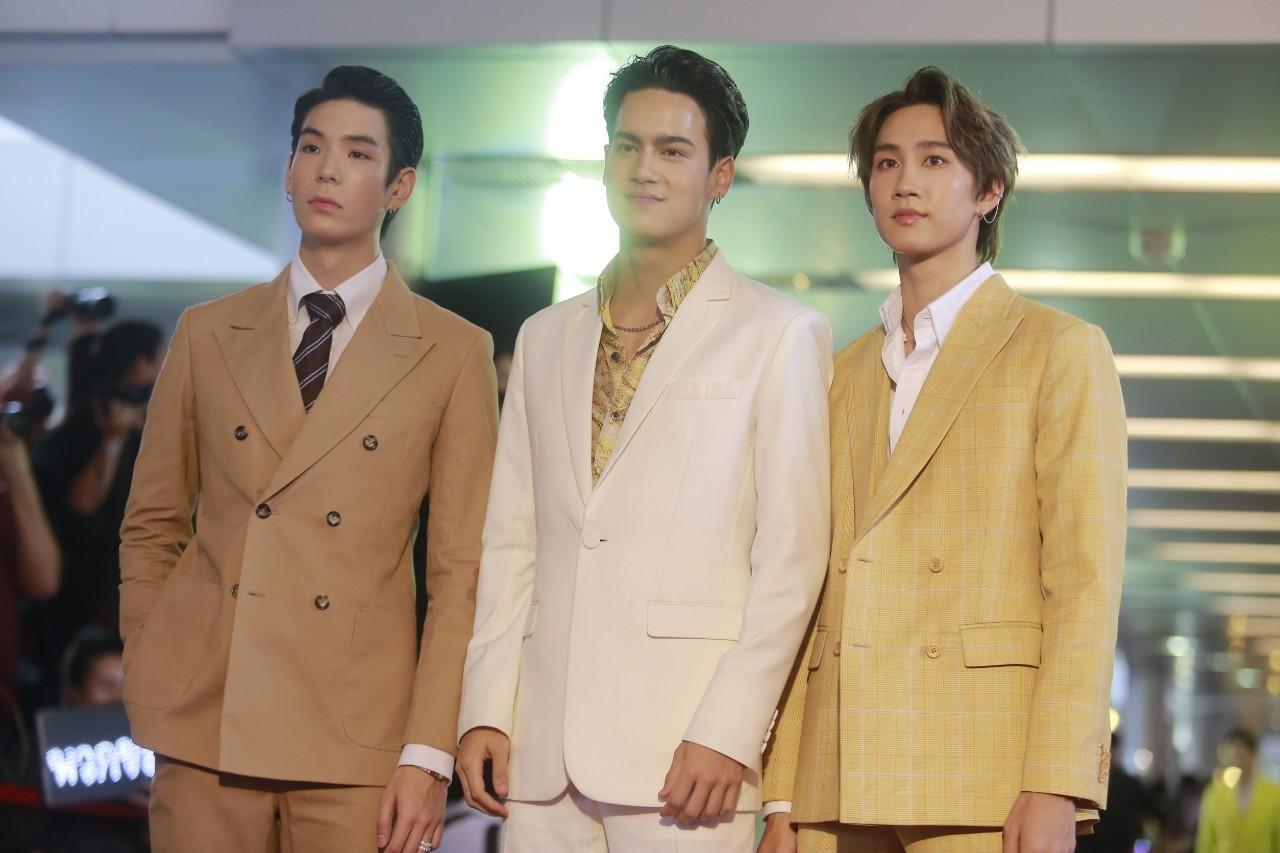 เจเจ - ไอซ์ - กัปตัน