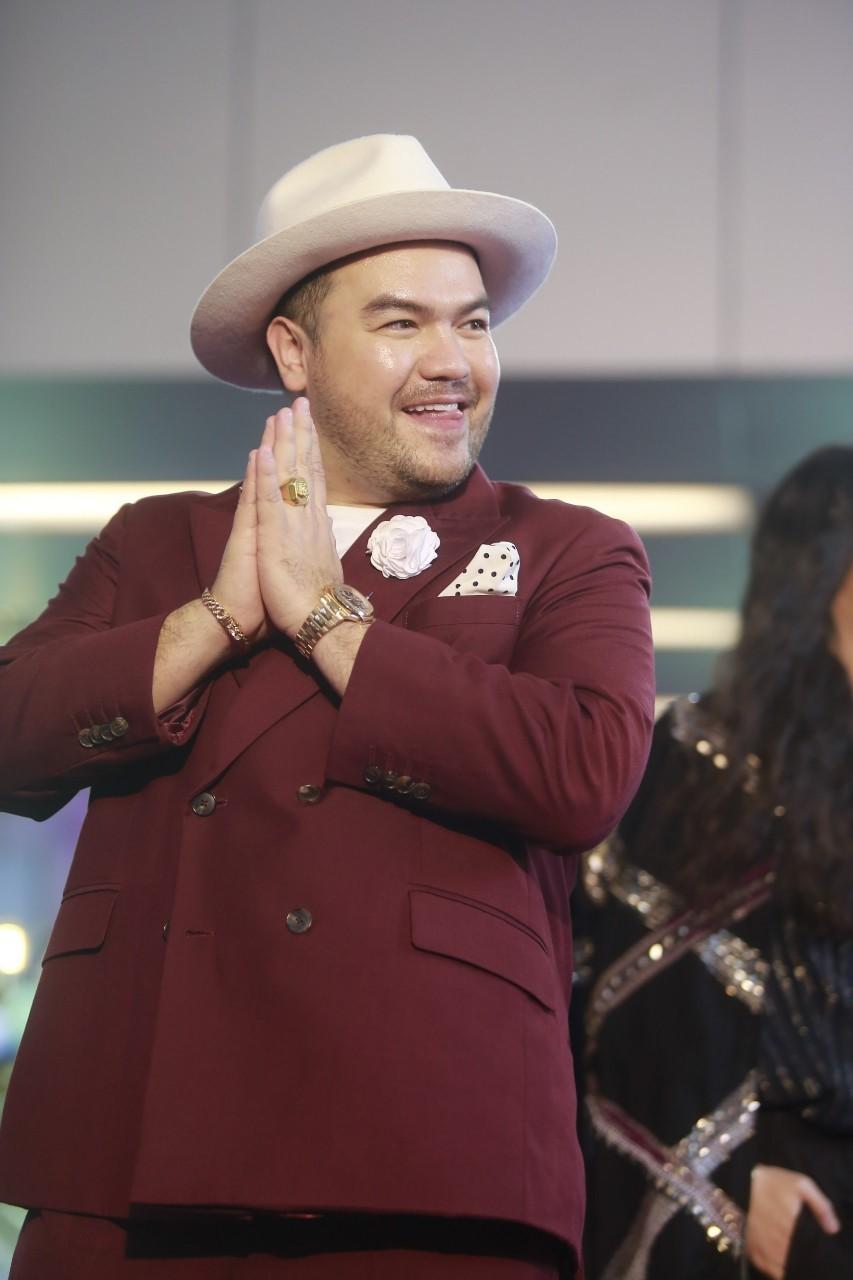 โอ๊ต ปราโมทย์