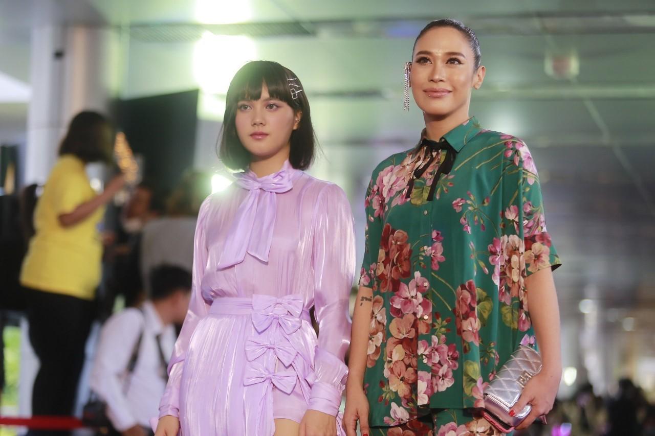 ทราย เจริญปุระ