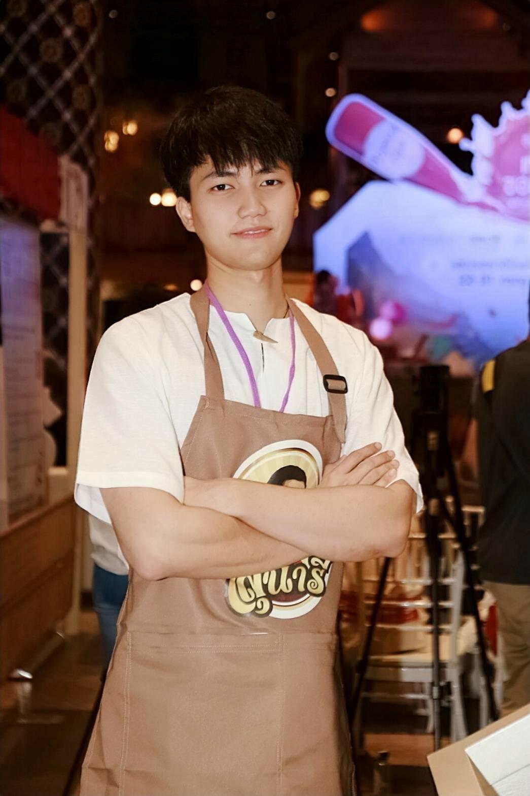 อาเธอร์ ภูริพันธุ์