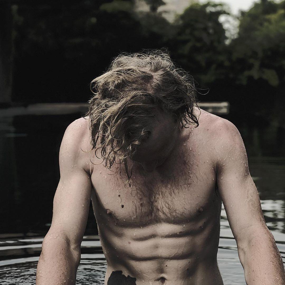 นิโคลัส แฟนยิปซี คีรติ