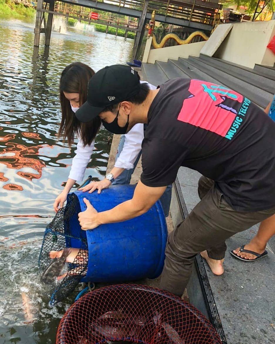 เชียร์ ฑิฆัมพร ไฮโซบิ๊ก