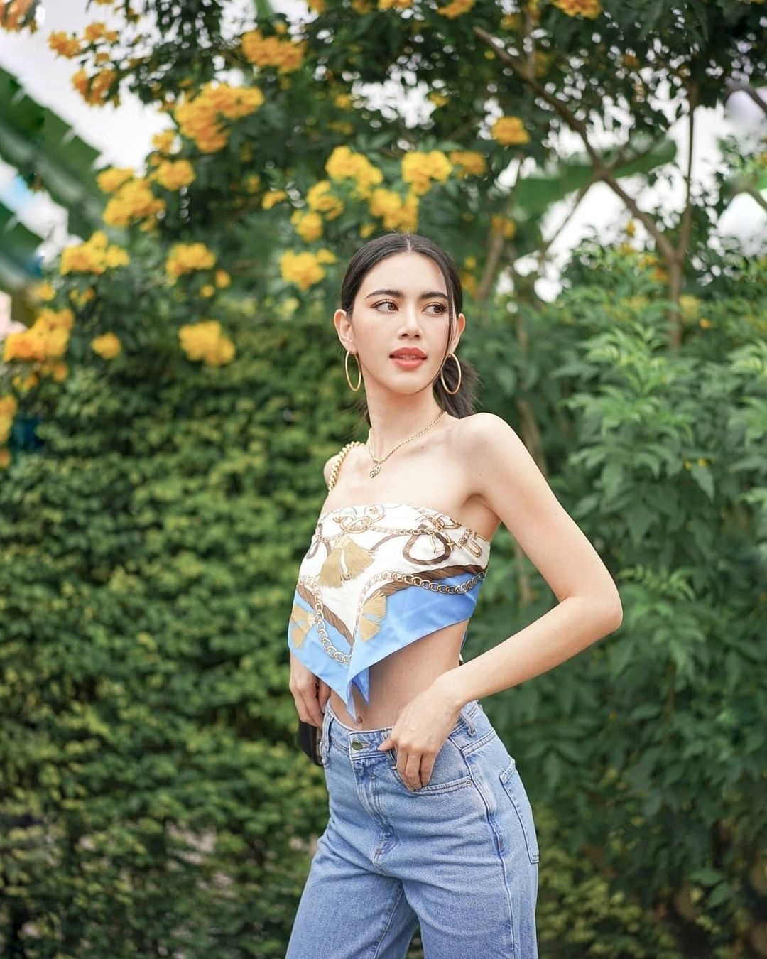 ใหม่ ดาวิกา