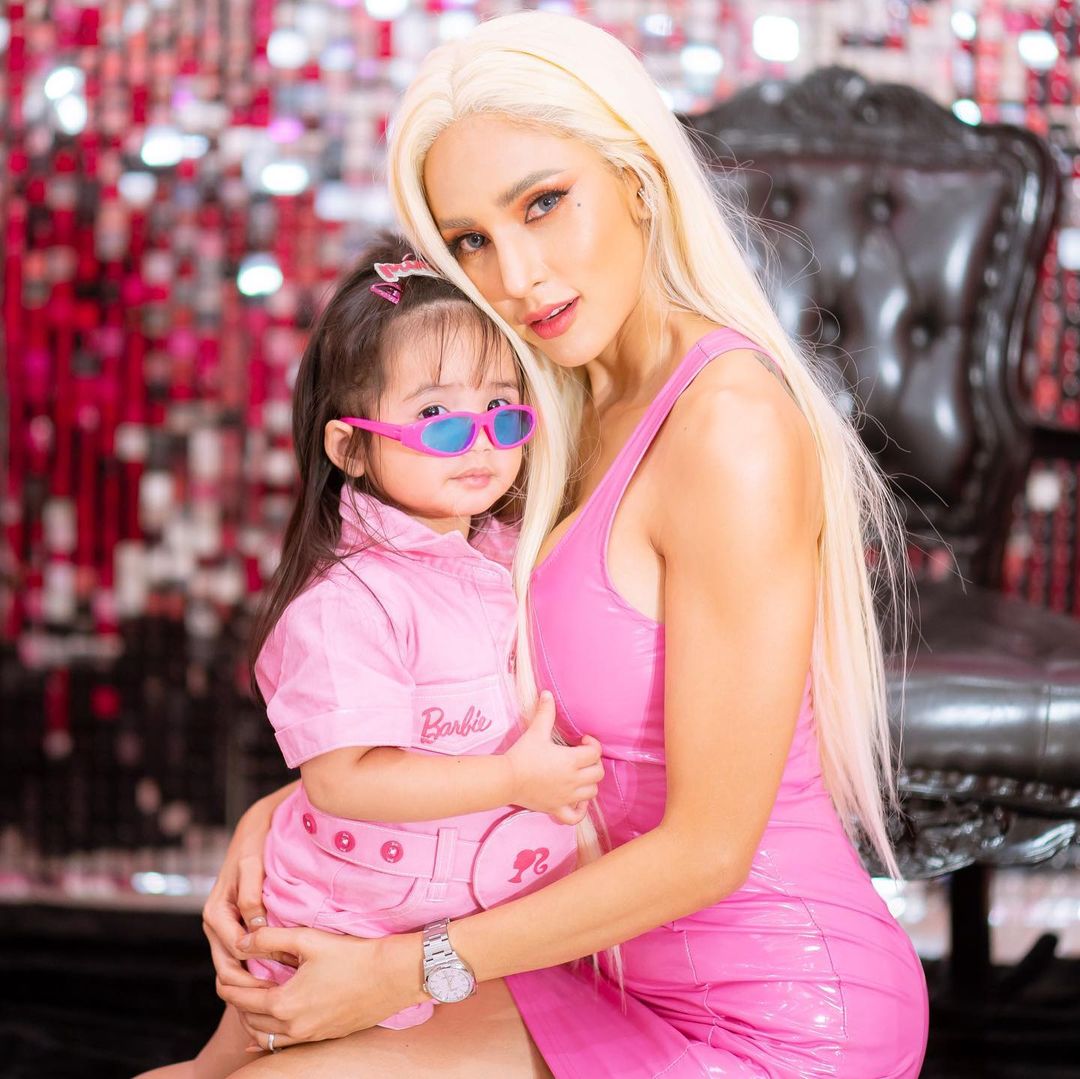 อุ้ม ลักขณา