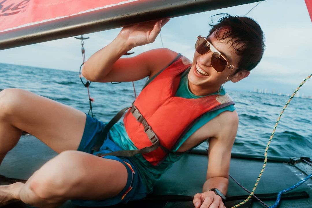 เจมส์ จิรายุ