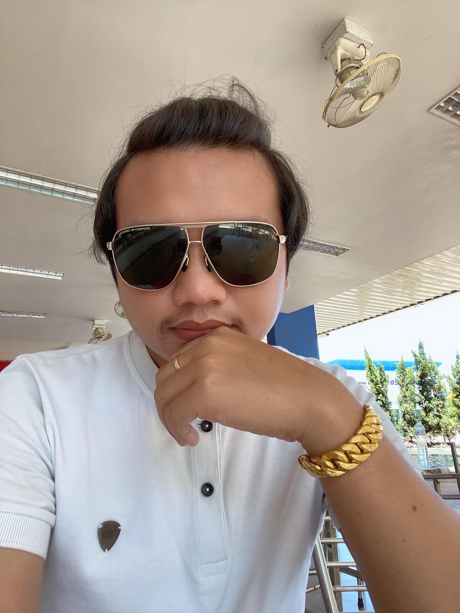 ไพบูลย์ แสงเดือน