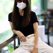 แอน ทองประสม