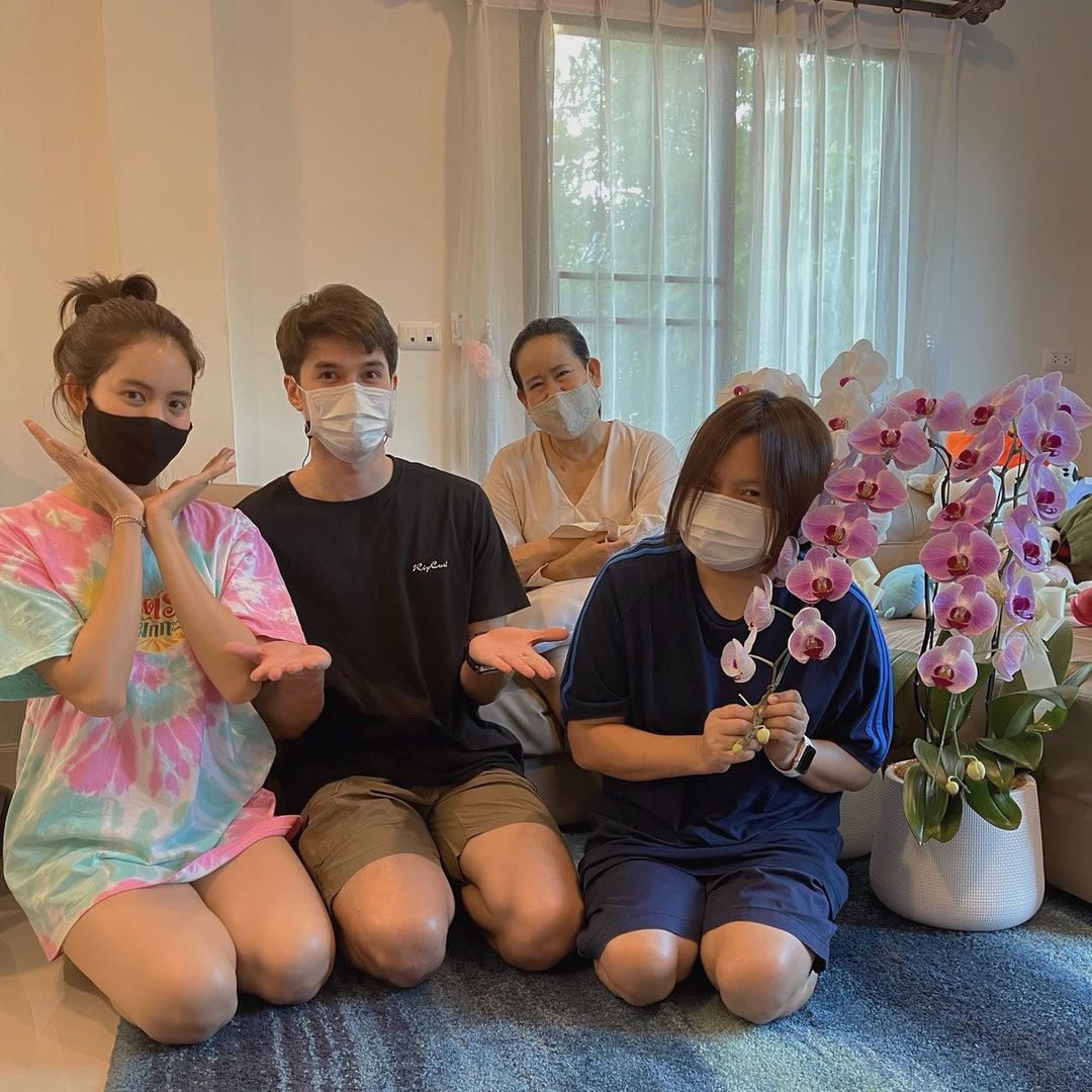 โบว์ เมลดา มิกค์ ทองระย้า