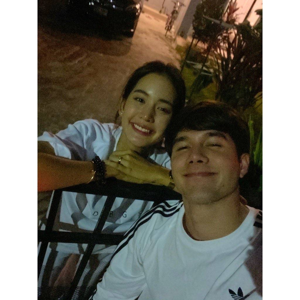 โบว์ เมลดา มิกค์ ทองระย้า