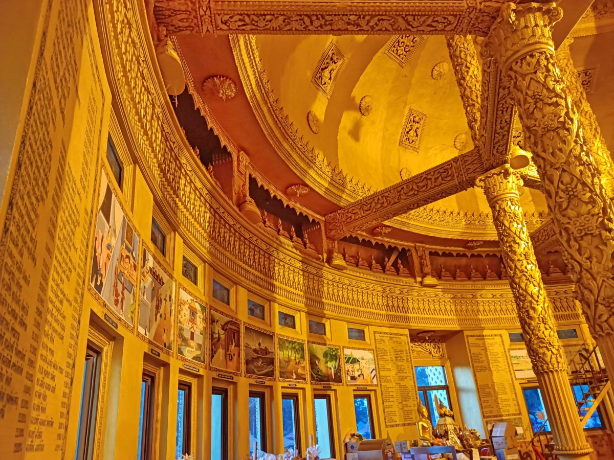 1-คอหวยยังเนืองแน่น วัดพระธาตุวาโย หลังเพิ่งโด่งดังมีชื่อได้เพียงไม่นาน