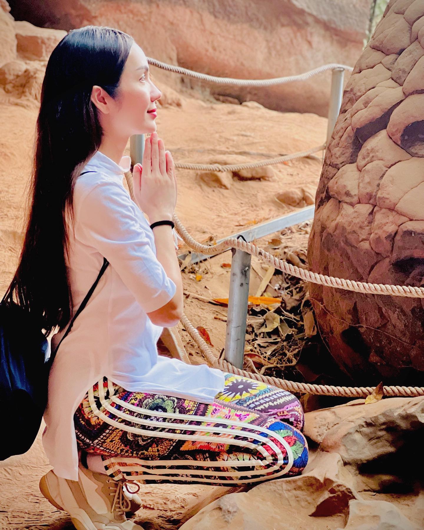 อ๋อม สกาวใจ ถ้ำนาคา