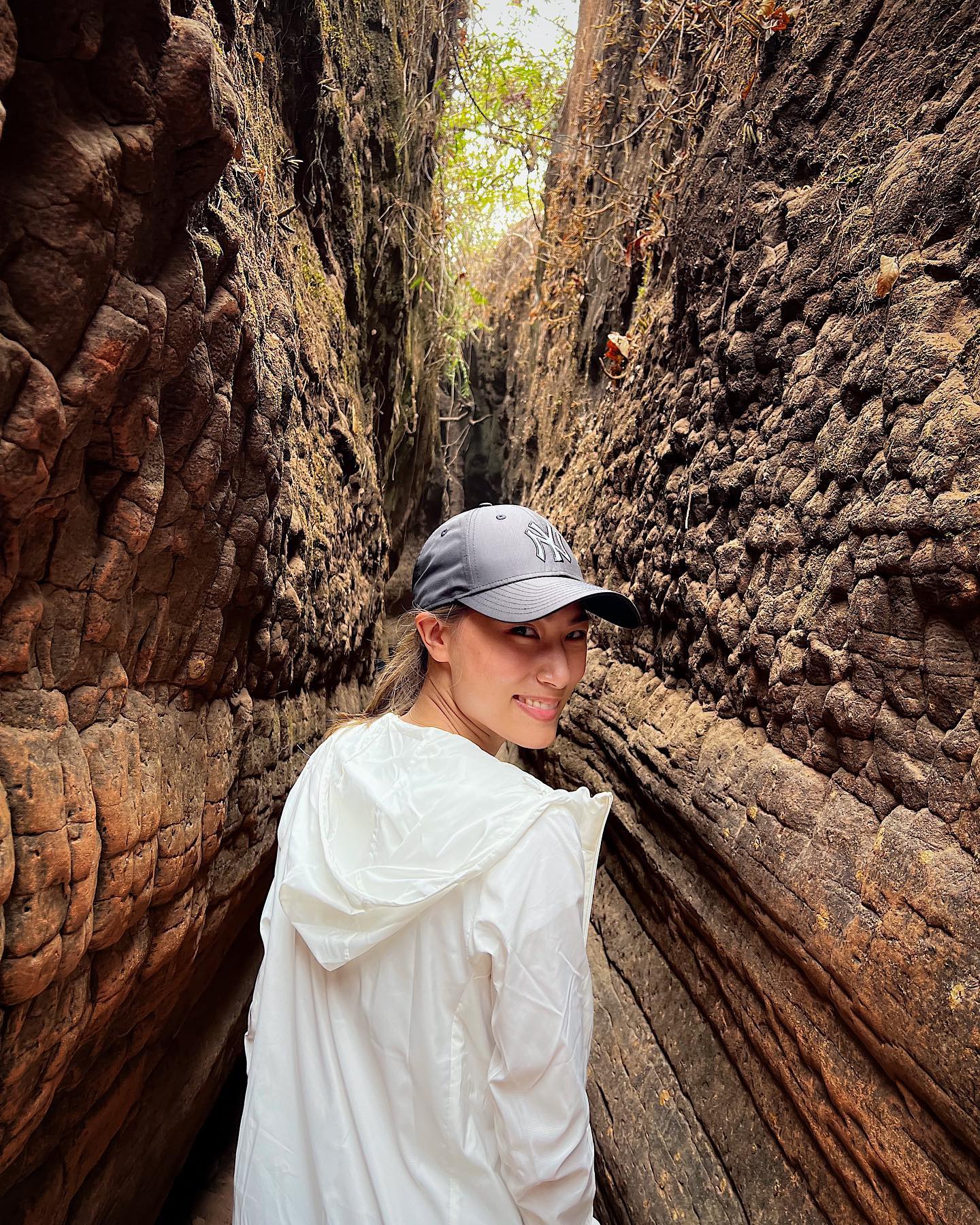 เพลง ชมน์ทิดา ถ้ำนาคา