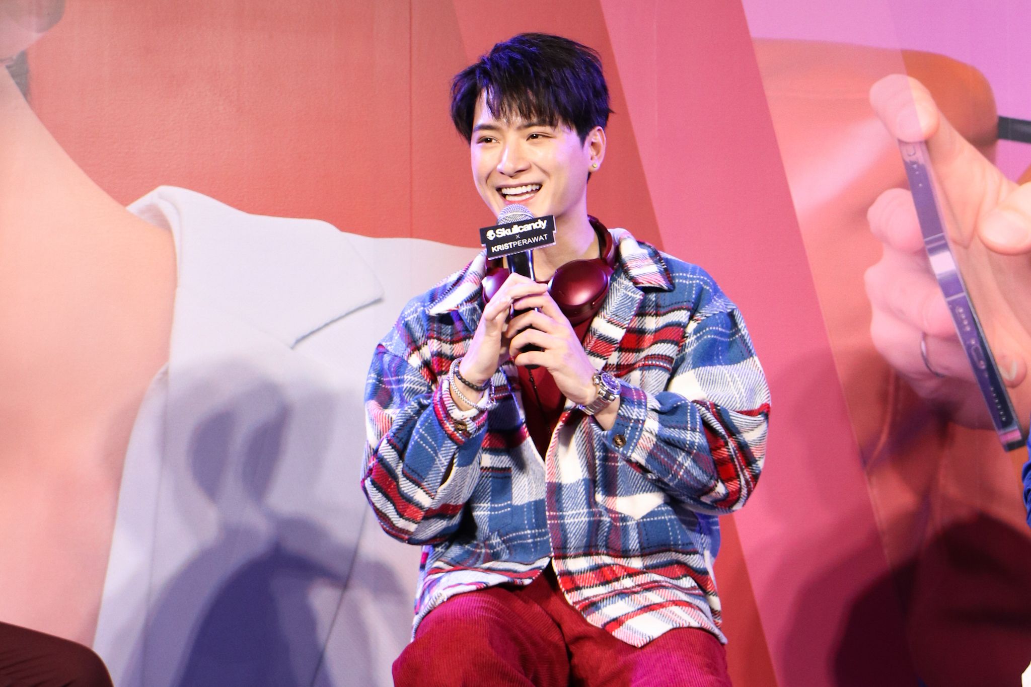 คริส พีรวัส