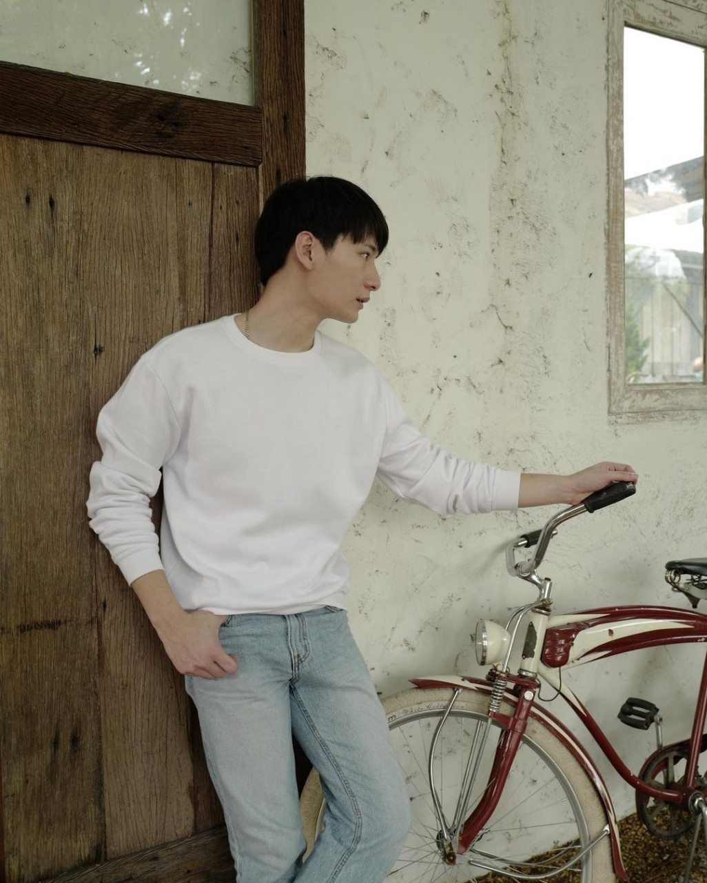 คริส พีรวัส