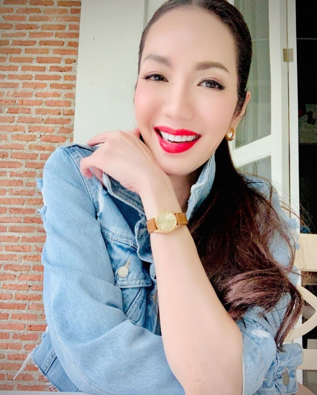 อ๋อม สกาวใจ