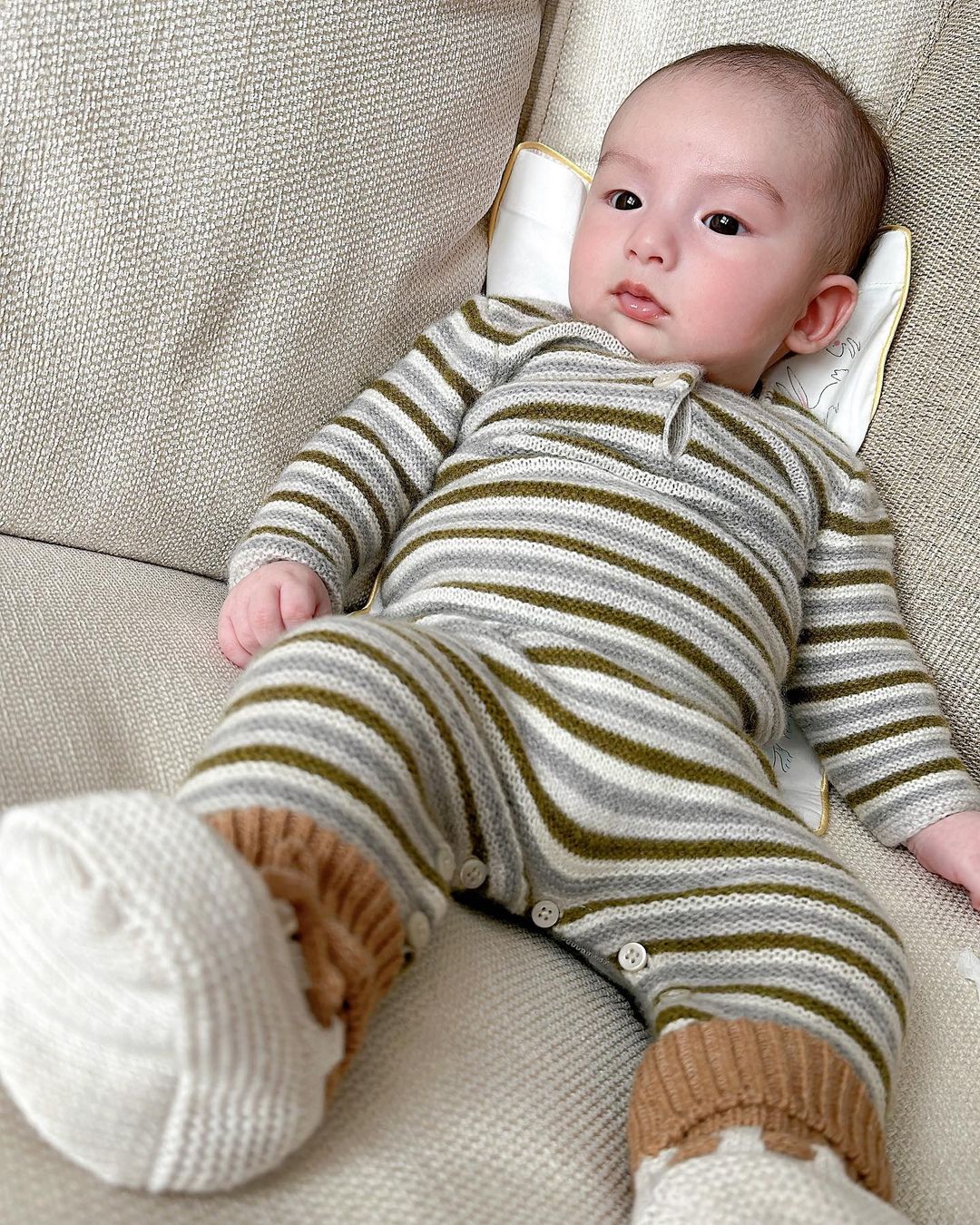 น้องไซลาส ลูกดิว อริสรา