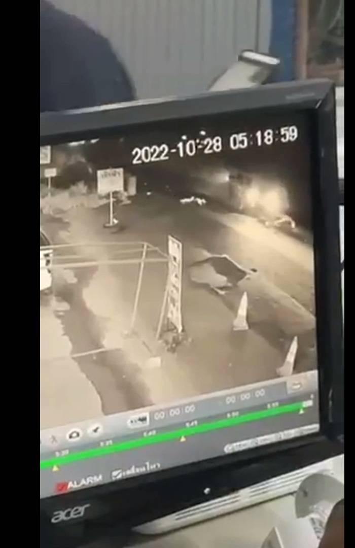 แชทสุดท้ายภรรยาเตือนอย่าออกนอกบ้าน ไม่ฟังท้ายสุดเสียชีวิตวงจรปิดจับภาพได้ @ ธานนท์ ตรีพลอักษร ระยอง