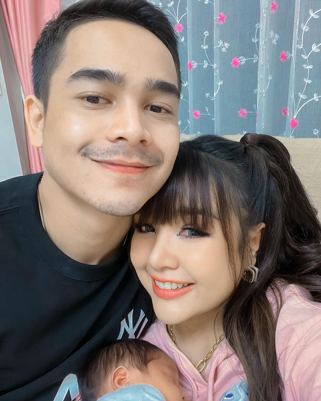 ยิว ฉัตรมงคล เจนนี่ รัชนก