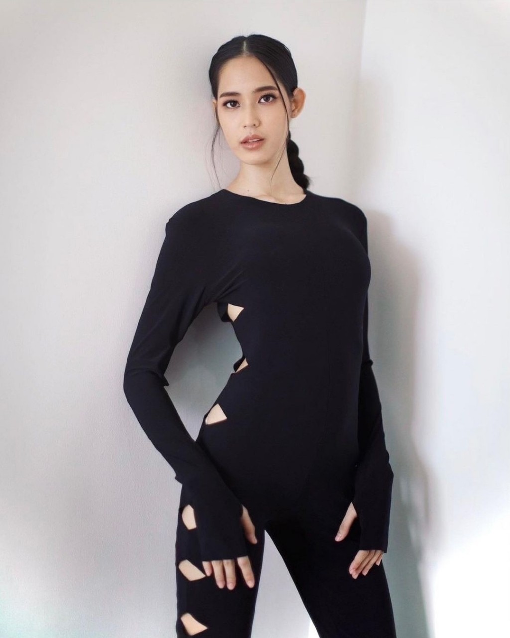 ใบหม่อน กิตติยา