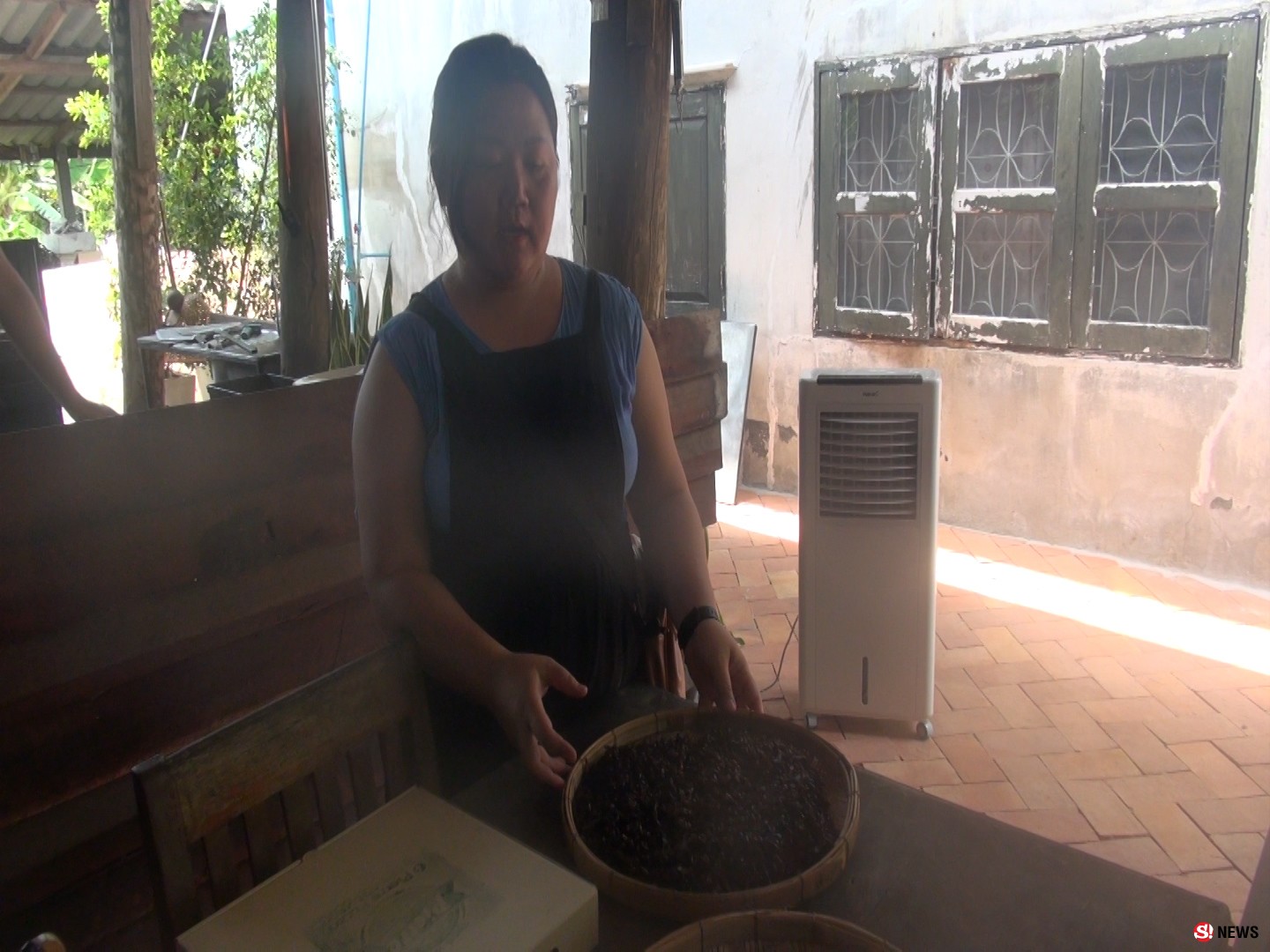 ฮือฮาพิชซ่าหน้าเห็ดถอบ หน้าแมงมันขายดีออเดอร์รัวๆ