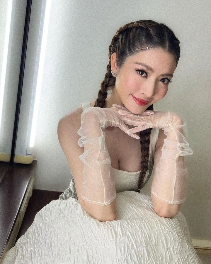 แอฟ ทักษอร