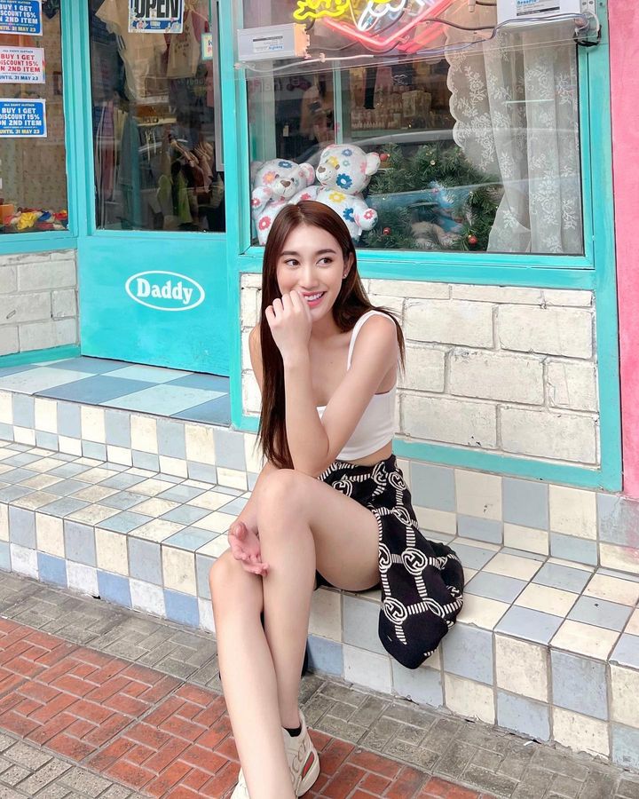 เบสท์ รักษ์วนีย์