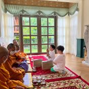 ชมพู่ อารยา