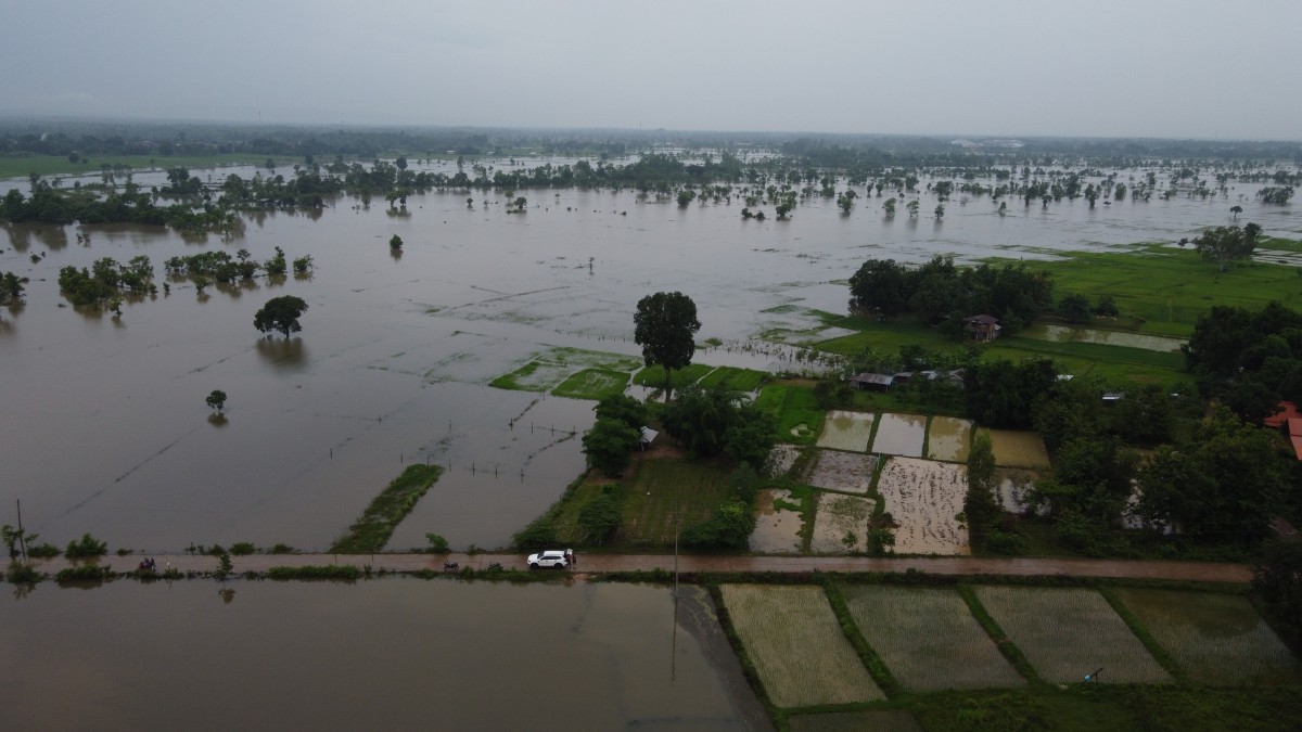 (มีคลิป)ทุกข์ซ้ำชาวนาโอด ผิดหวังตั้งรัฐบาลไม่จบ น้ำท่วมนาเป็นหนี้นับแสน