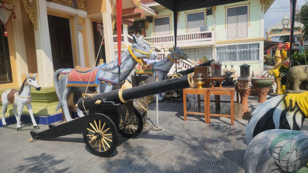 ระยอง ตะลึงปู่ตากเข้าฝันให้มากวาดพลับพลา @ธานนท์ ตรีพลอักษร