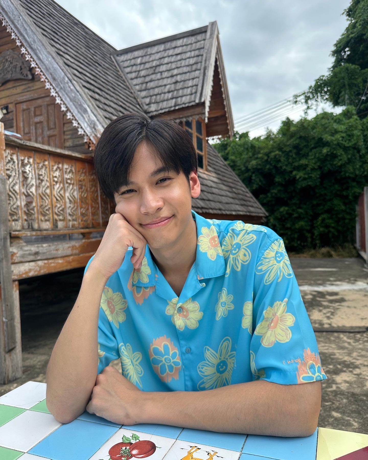 เฟรนด์ พีระกฤตย์