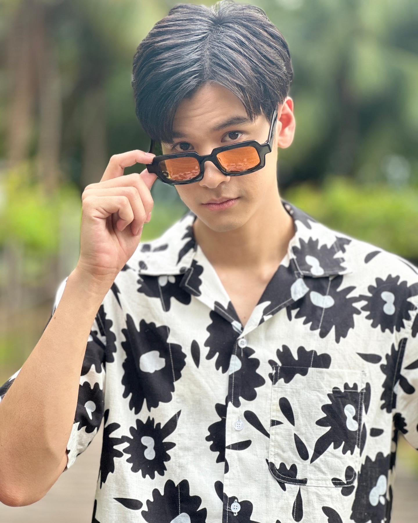 เฟรนด์ พีระกฤตย์