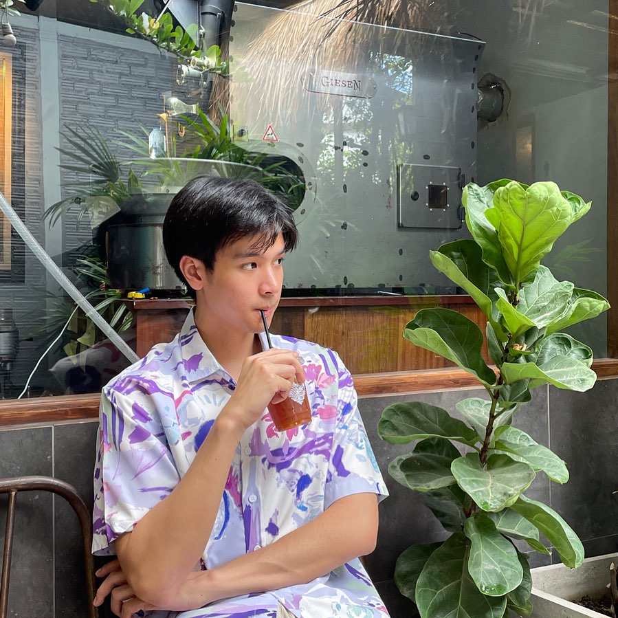 เฟรนด์ พีระกฤตย์