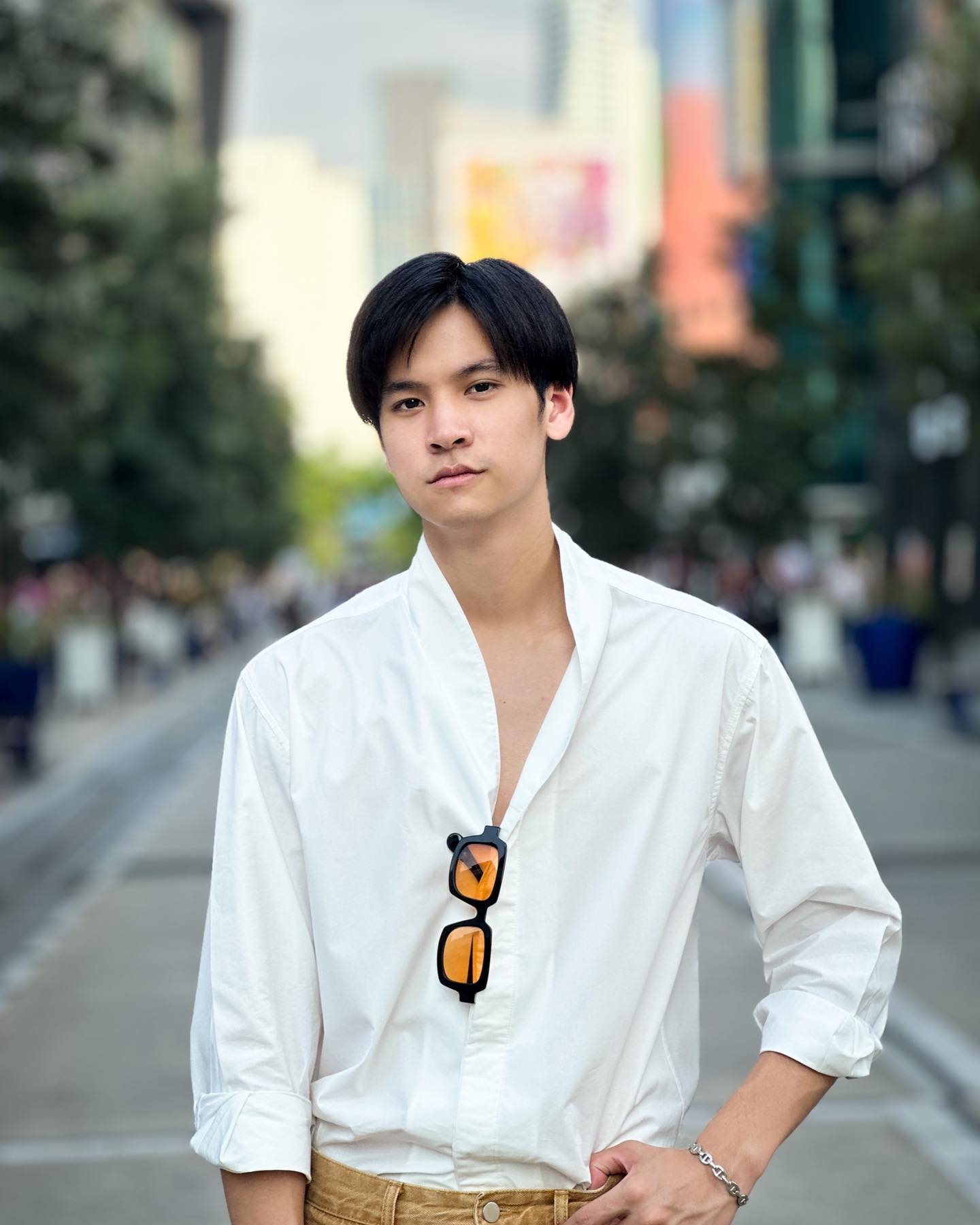 เฟรนด์ พีระกฤตย์