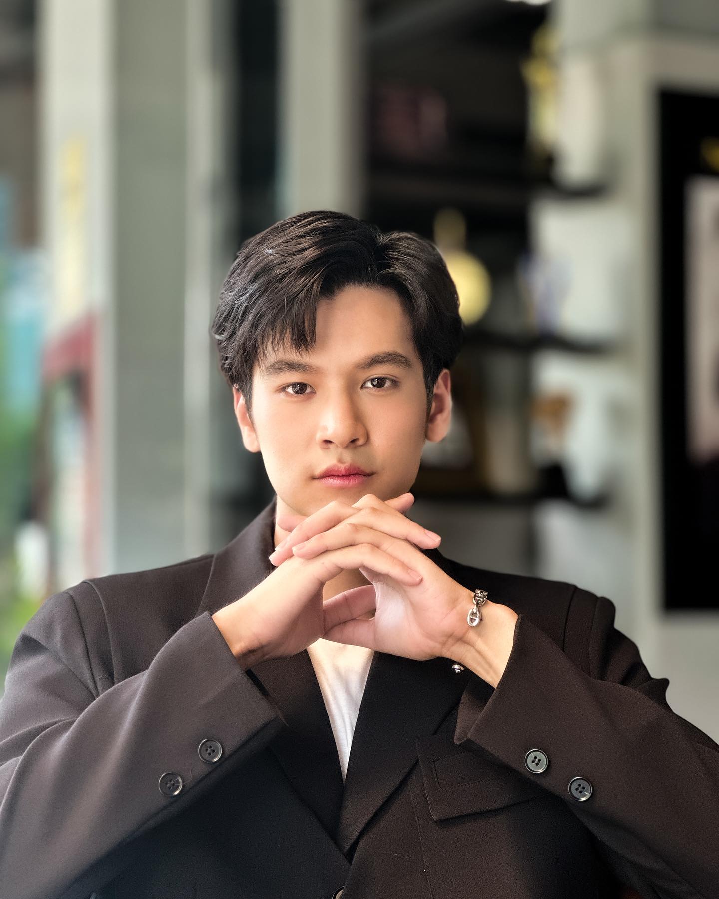 เฟรนด์ พีระกฤตย์