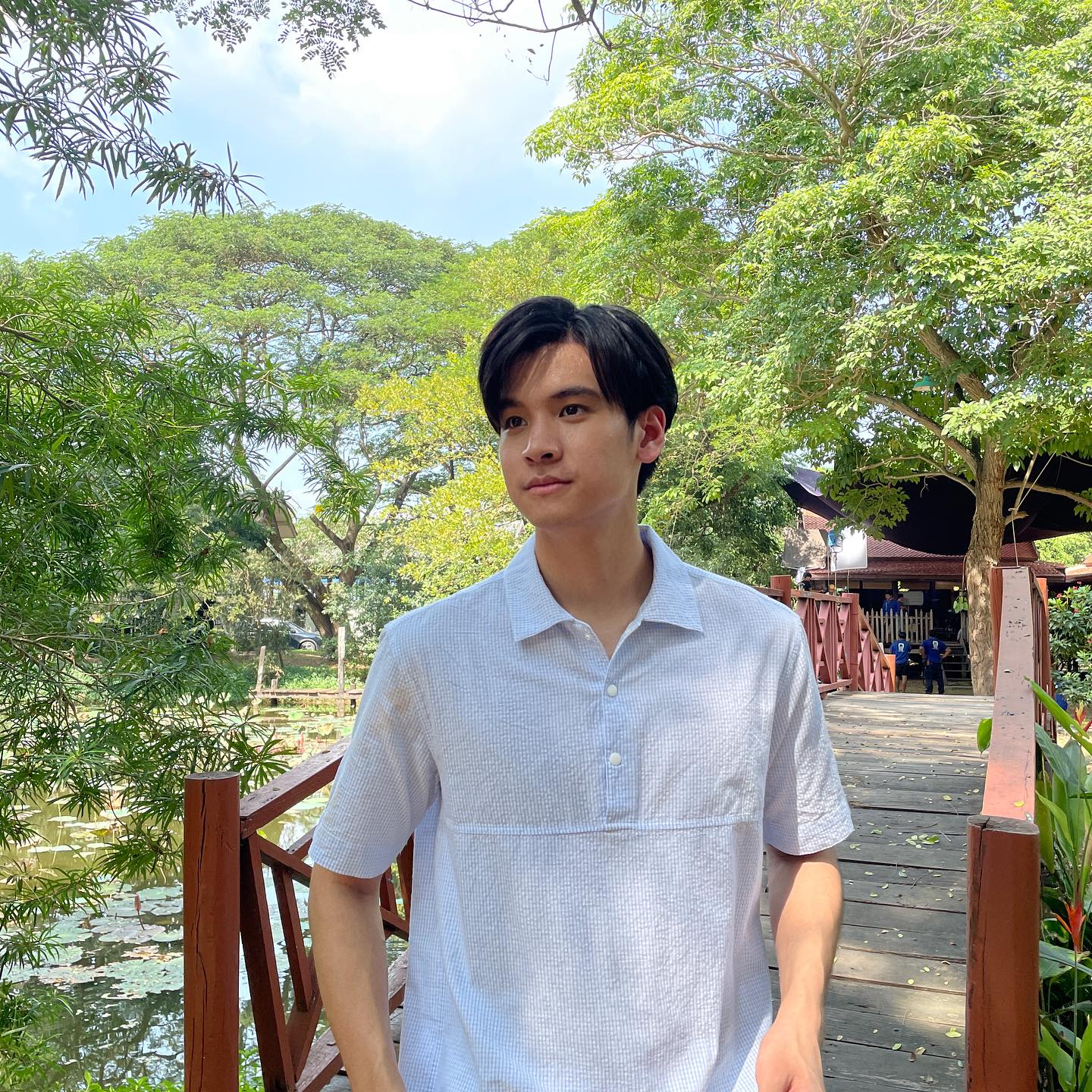 เฟรนด์ พีระกฤตย์