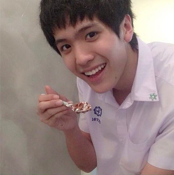 ตั้ว เสฎฐวุฒิ