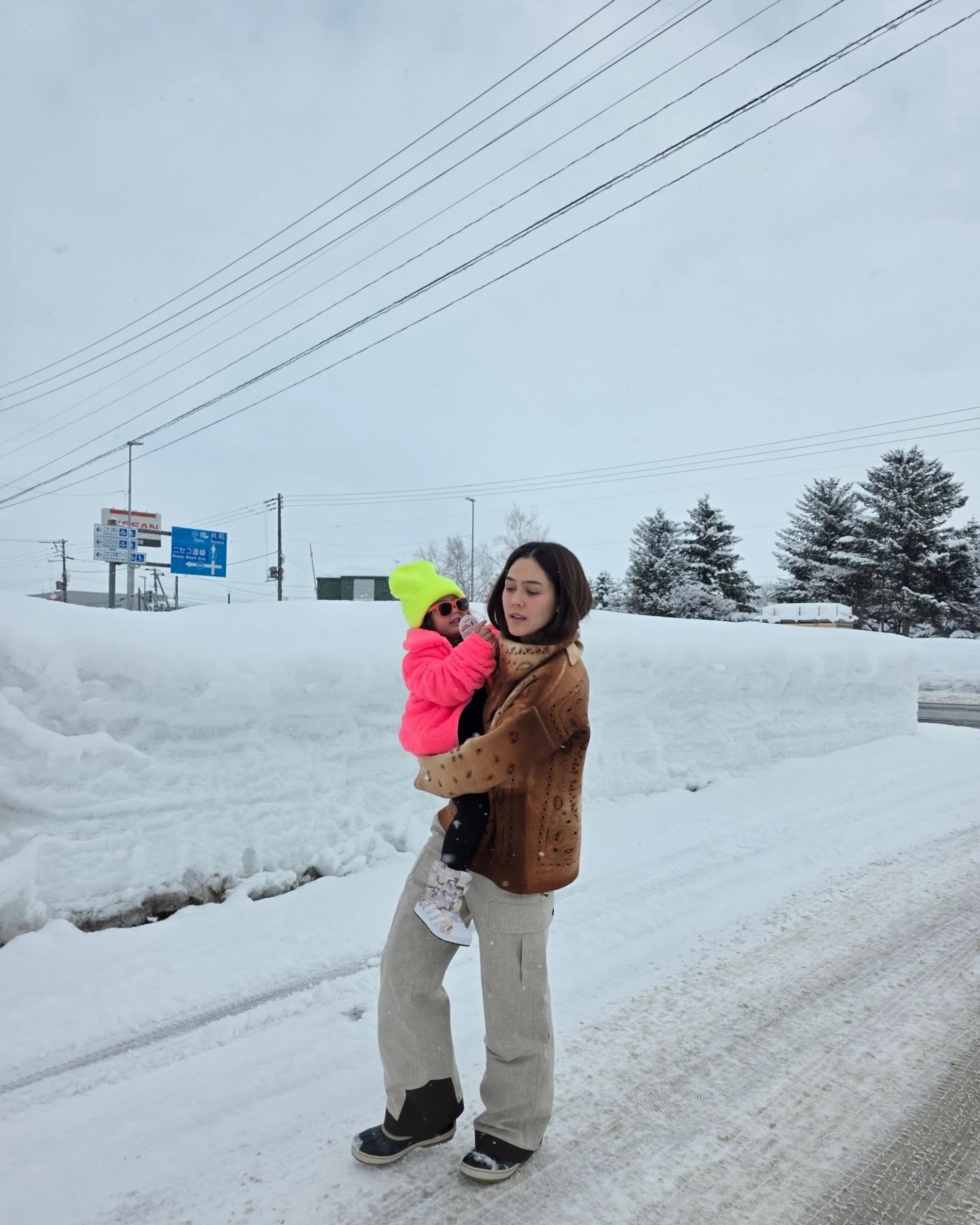 ชมพู่ อารยา