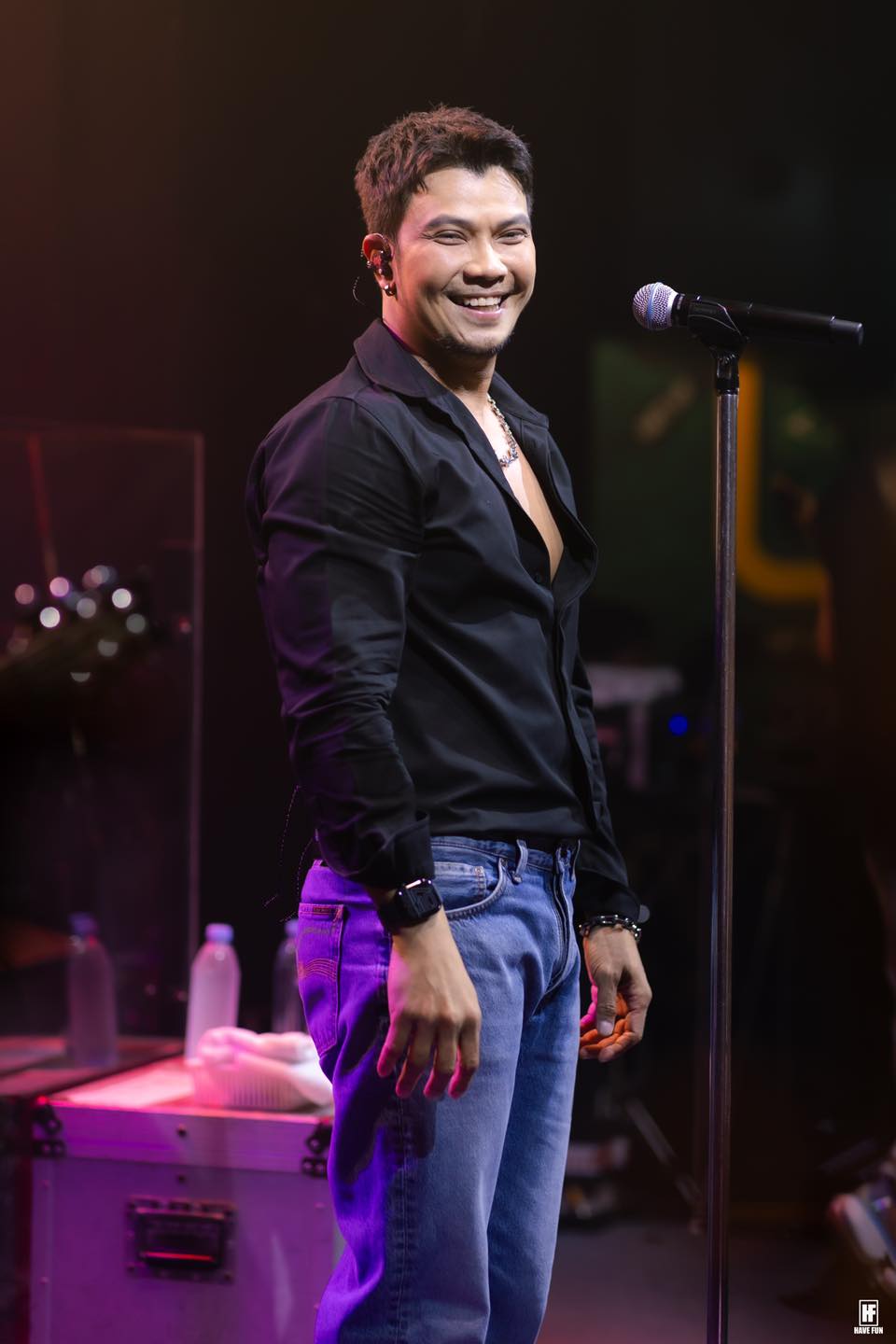 หนุ่ม กะลา