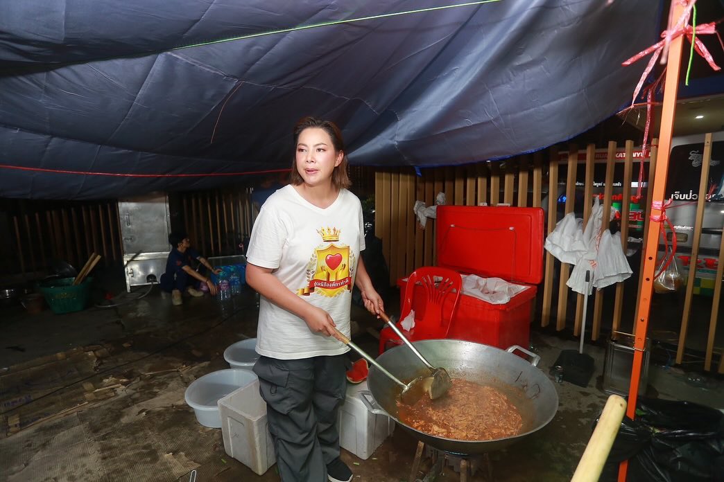 บุ๋ม ปนัดดา