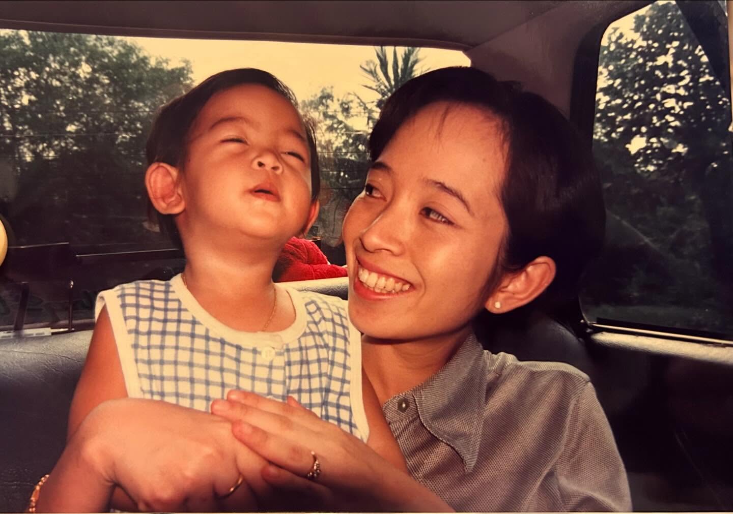 ณิชา ณัฏฐณิชา