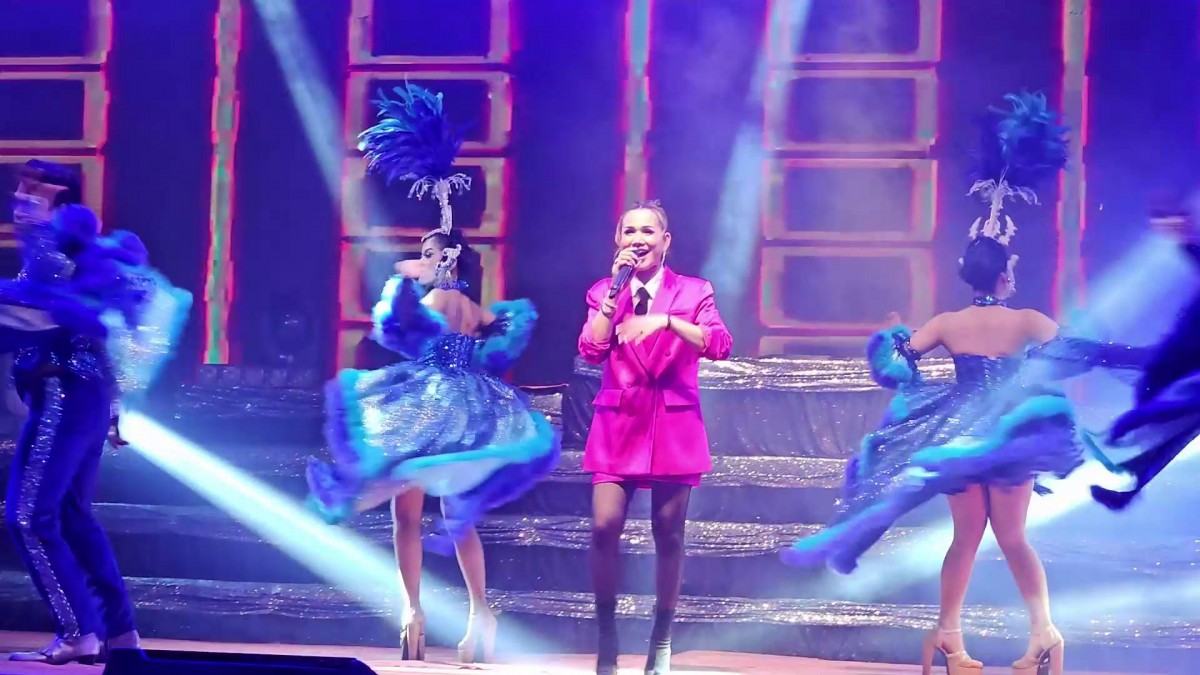 ราชบุรี- สาวนักธุรกิจจ้างลิเกดัง กุ้ง-จิ้งหรีดขาว ถวายหลวงพ่อโตหลังได้116ล้านบาท คอหวยส่องเลขเด็ด