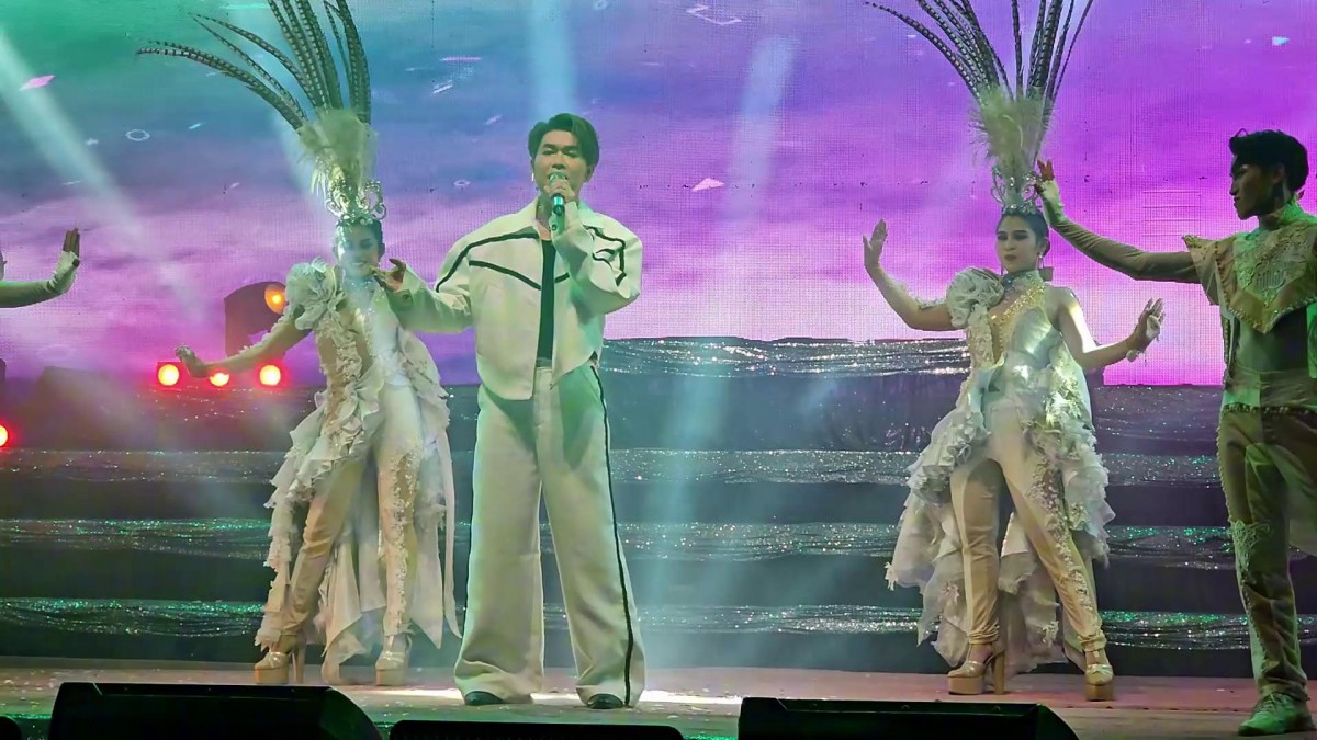 ราชบุรี- สาวนักธุรกิจจ้างลิเกดัง กุ้ง-จิ้งหรีดขาว ถวายหลวงพ่อโตหลังได้116ล้านบาท คอหวยส่องเลขเด็ด