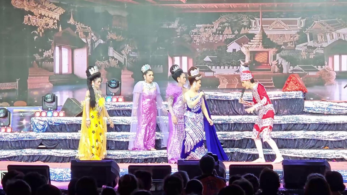 ราชบุรี- สาวนักธุรกิจจ้างลิเกดัง กุ้ง-จิ้งหรีดขาว ถวายหลวงพ่อโตหลังได้116ล้านบาท คอหวยส่องเลขเด็ด