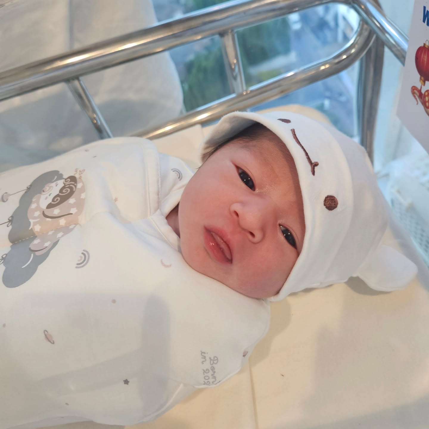 นิกกี้ ณฉัตร