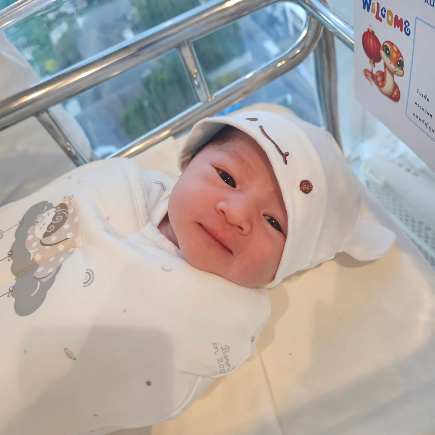 นิกกี้ ณฉัตร